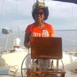 Meet your Posher, Addis